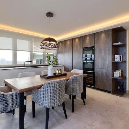 Apartamento Luxury 3 Bedroom Front In *