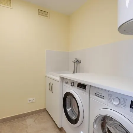 Apartamento Luxury 3 Bedroom Front In