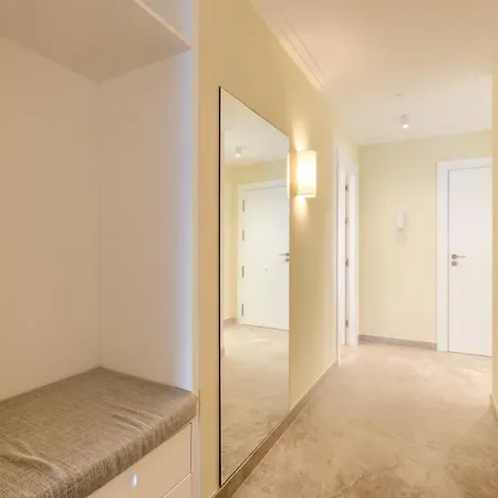 Apartamento Luxury 3 Bedroom Front In *